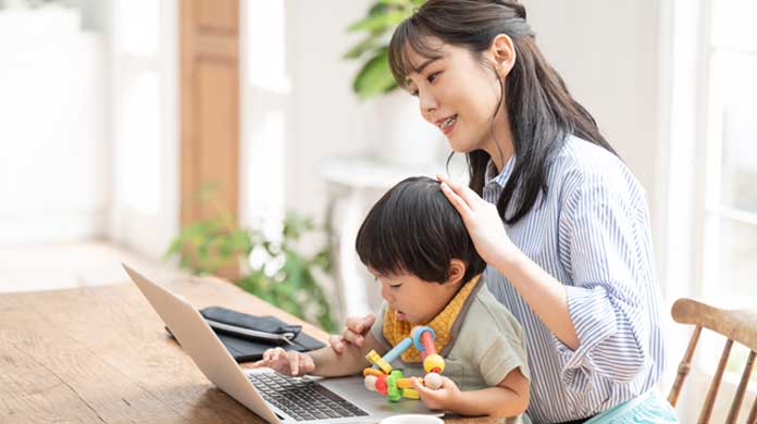 子どもを見ながら在宅の仕事は、無理！